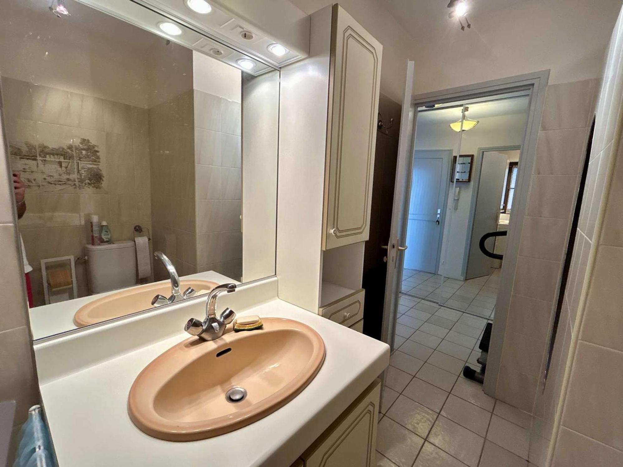 Royan, 2 Pièces, 4 Personnes - Fr-1-494-89 Appartement *