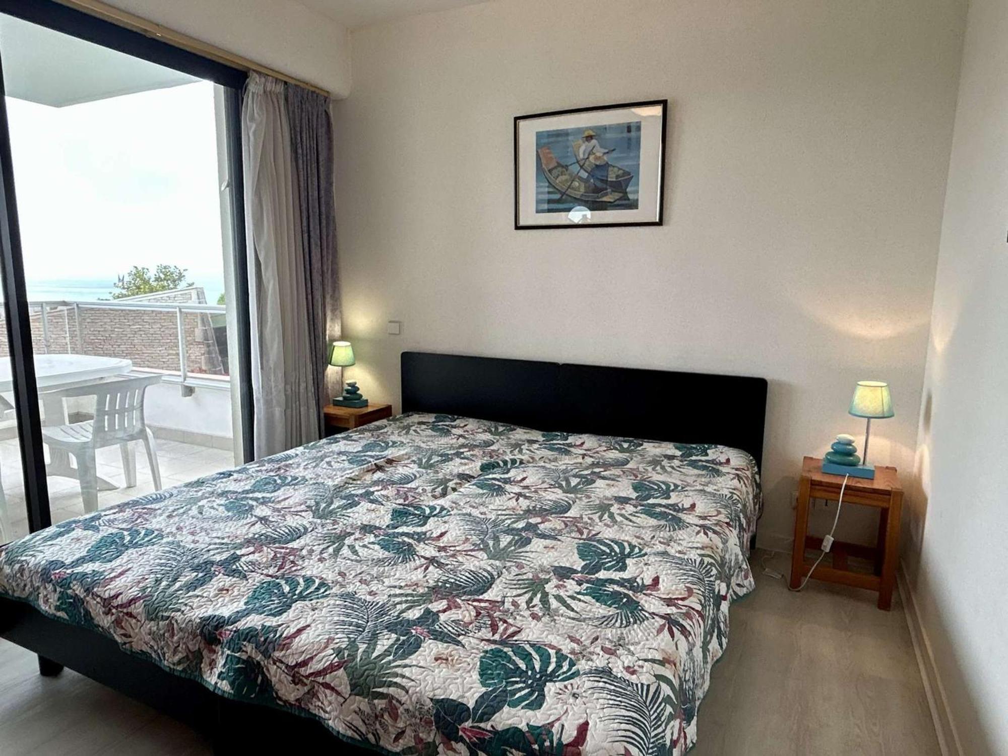 Royan, 2 Pièces, 4 Personnes - Fr-1-494-89 Appartement